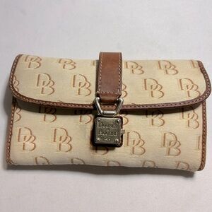 Dooney & Bourke | Wallet